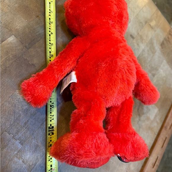 Sesame Street Talking and Dancing Elmo Red Plush Toy 2023 Elmo Slide Electronic - Picture 8 of 9